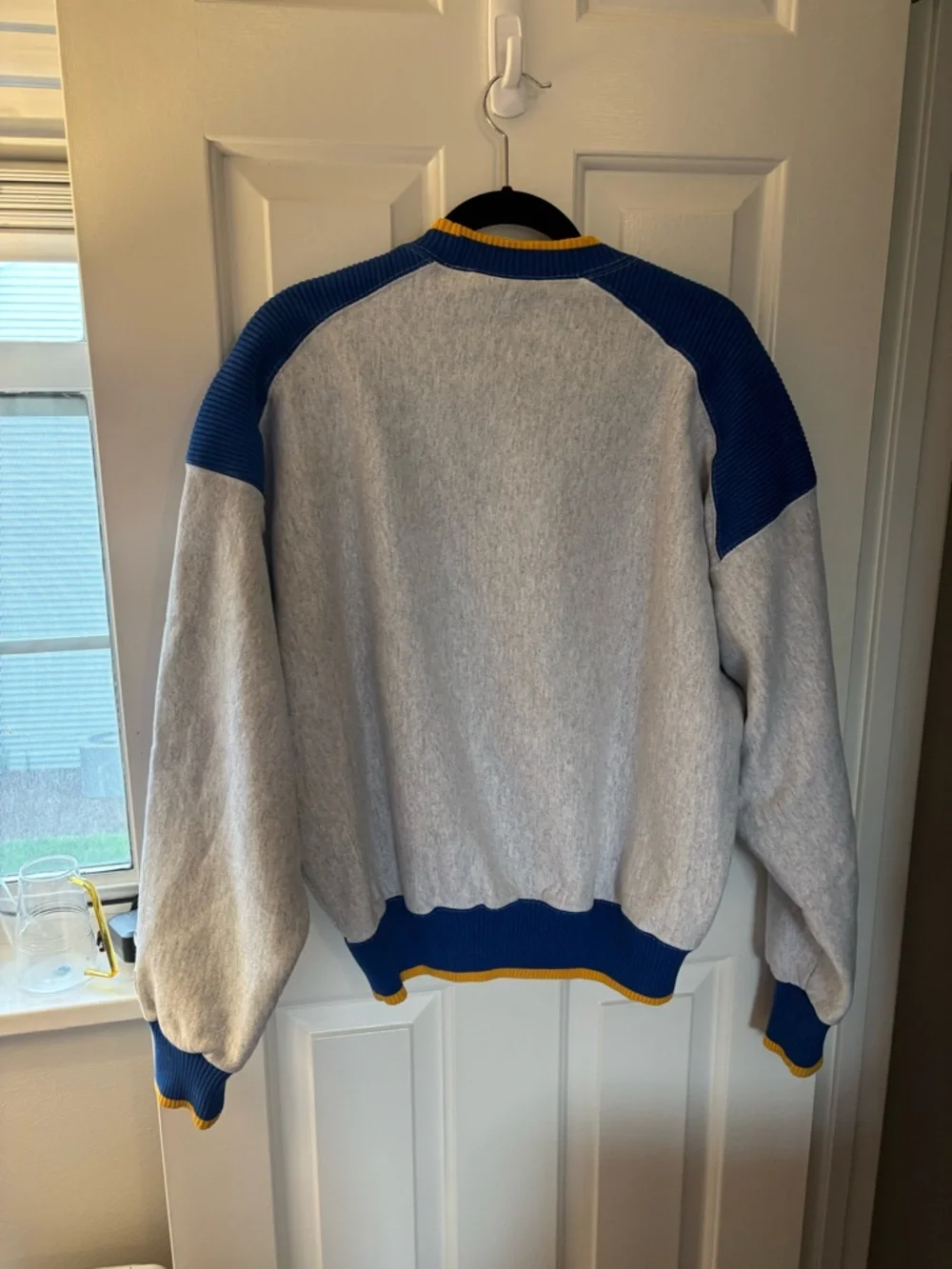 St. Louis Blues Vintage Gray, Blue & Yellow Crewneck Sweatshirt - Picture 3 of 4